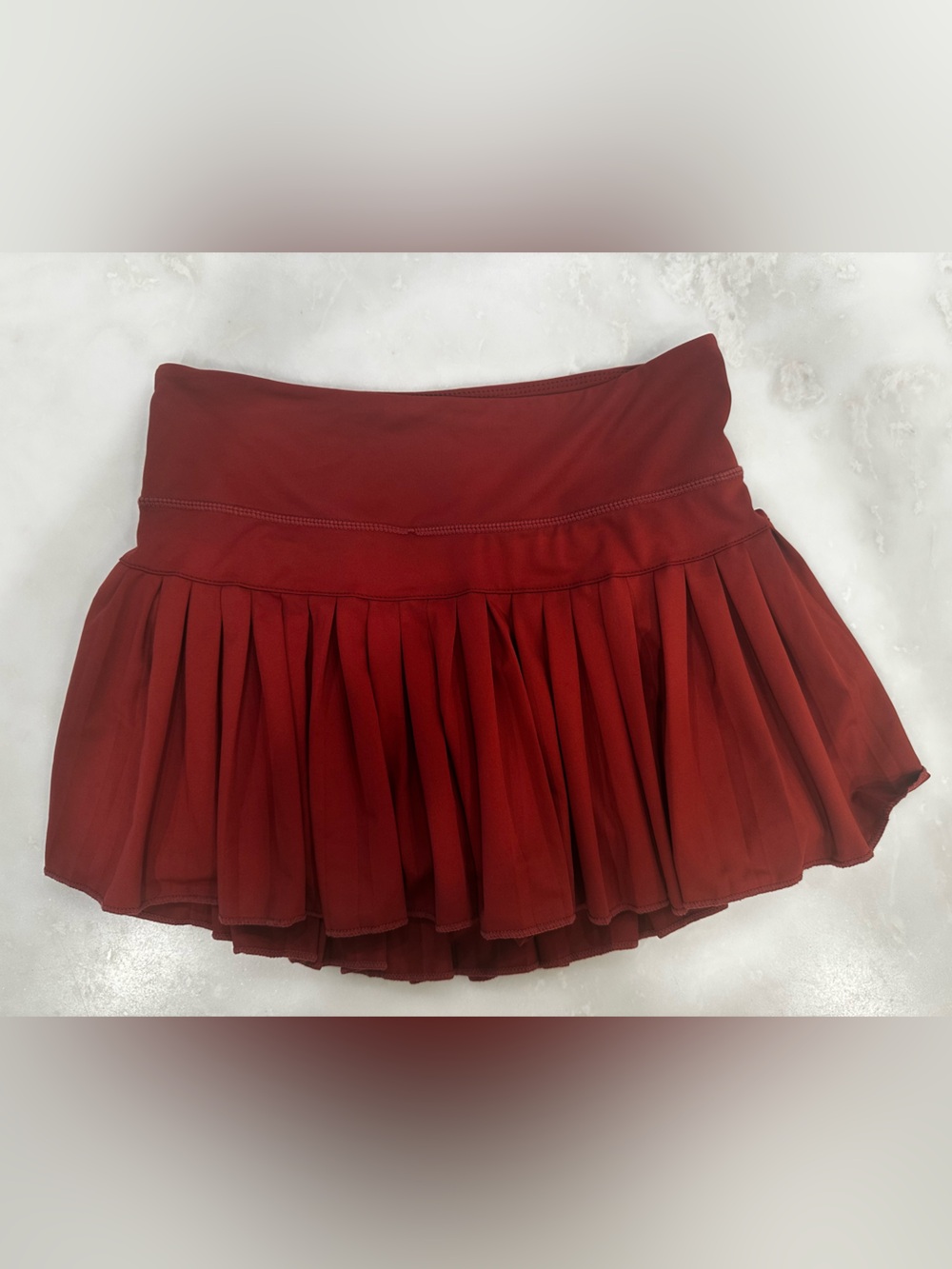 Goldhinge Pleated Mini Tennis Skirt - burgundy